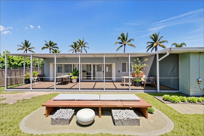 Building Photo - 1940 NE 185th Terrace