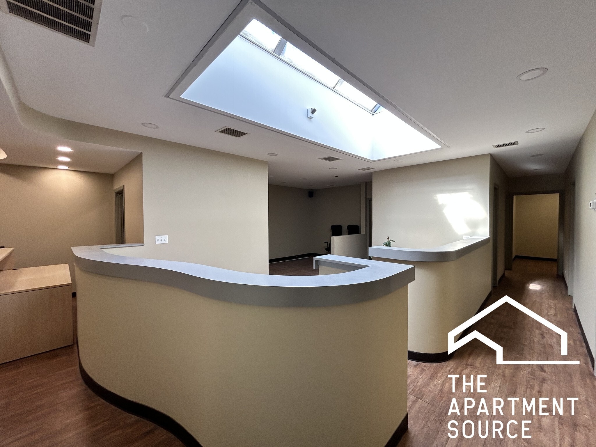 Building Photo - 4956 W Irving Park Rd