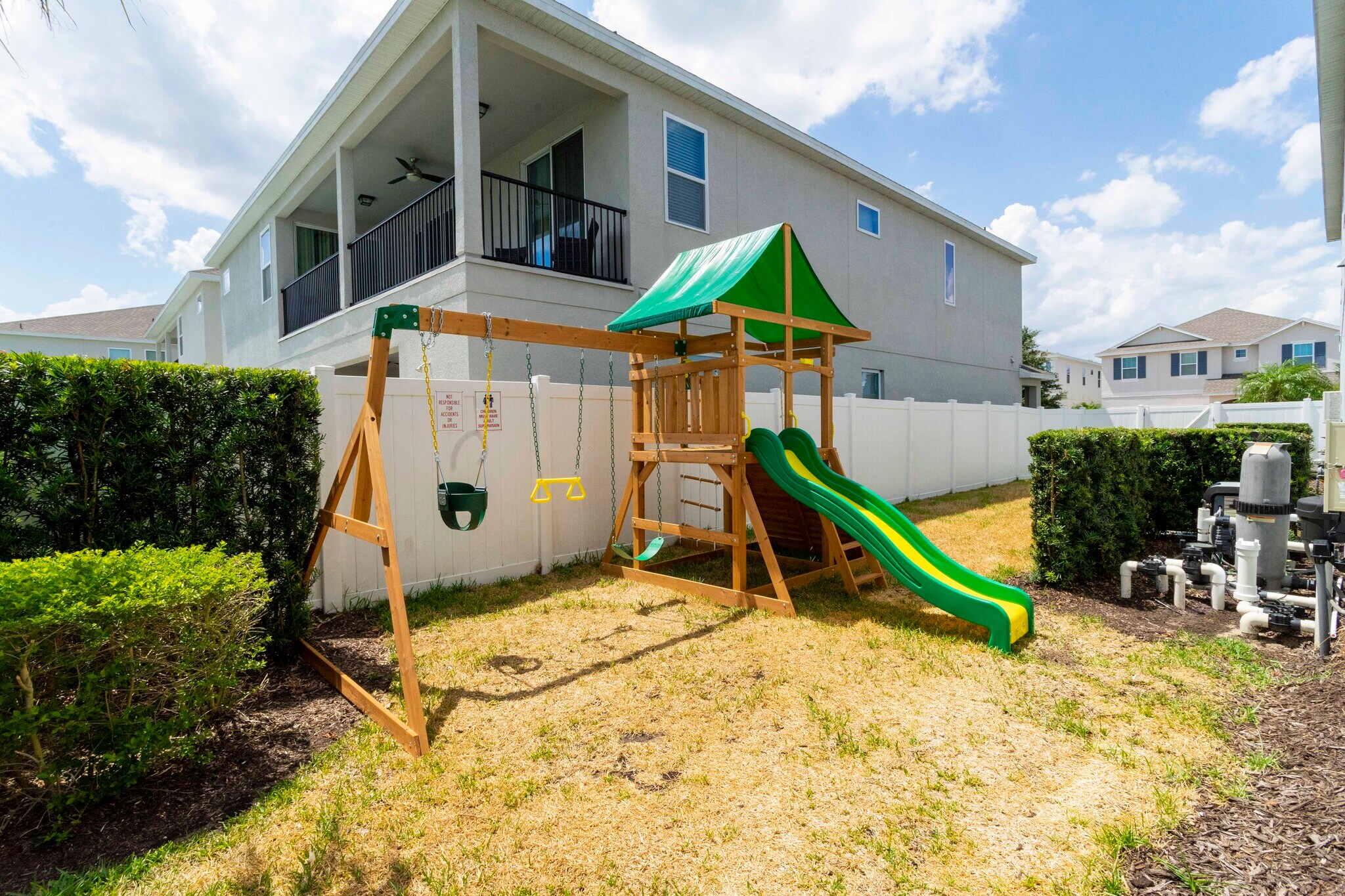 Building Photo - 7650 Fairfax Dr