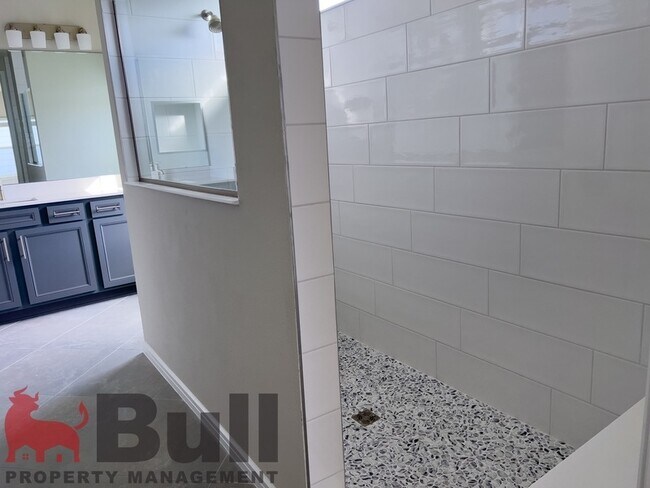 Building Photo - 6536 Barnstorm Wy