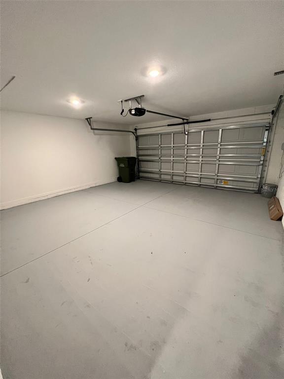 Building Photo - 34000 Sky Blossom Cir