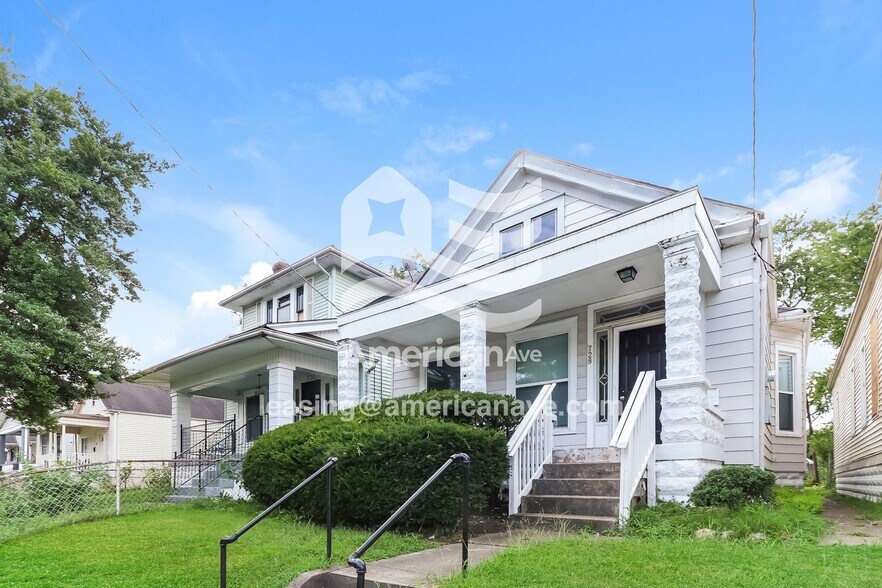 Building Photo - 728 S 35th St