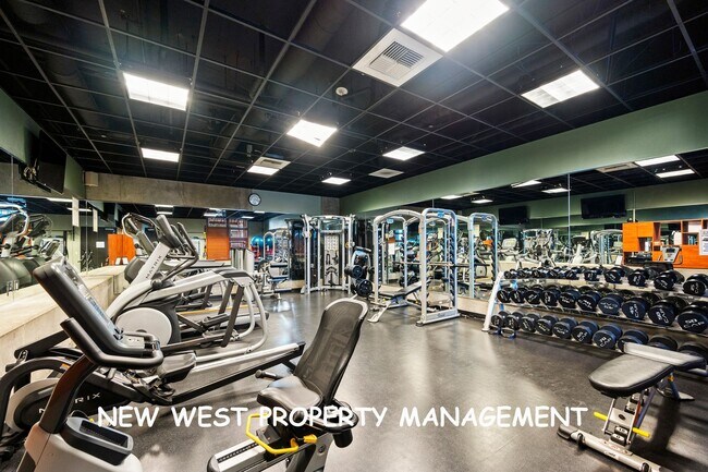 Building Photo - Expansive East Village 2-Bedroom at Parklo...