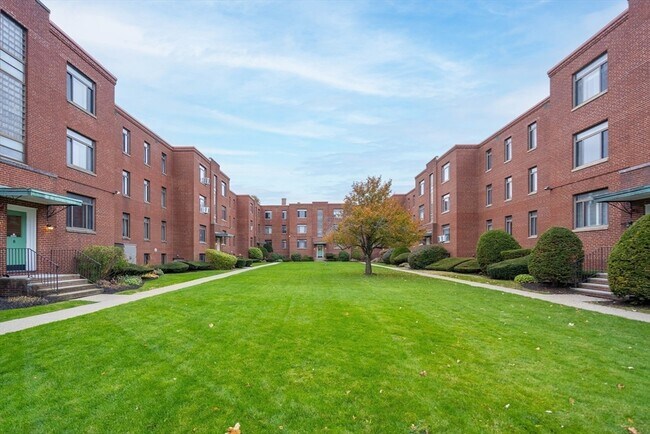 Building Photo - 20 N Ashland St