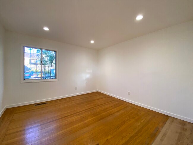 Building Photo - 7659 Stockton Ave