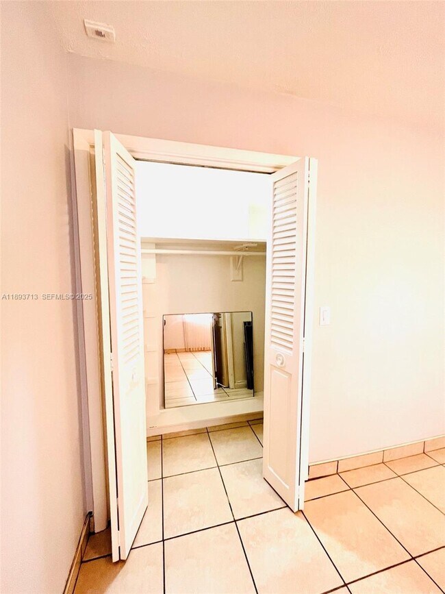 Building Photo - 1050 Atlantic Shores Blvd