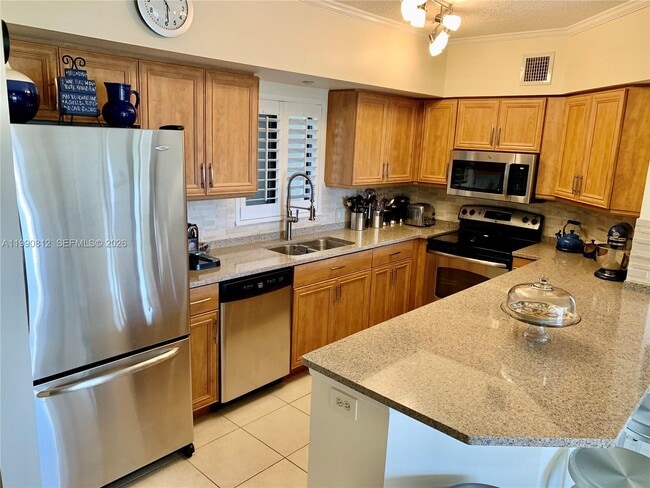 Building Photo - 2105 Lavers Cir