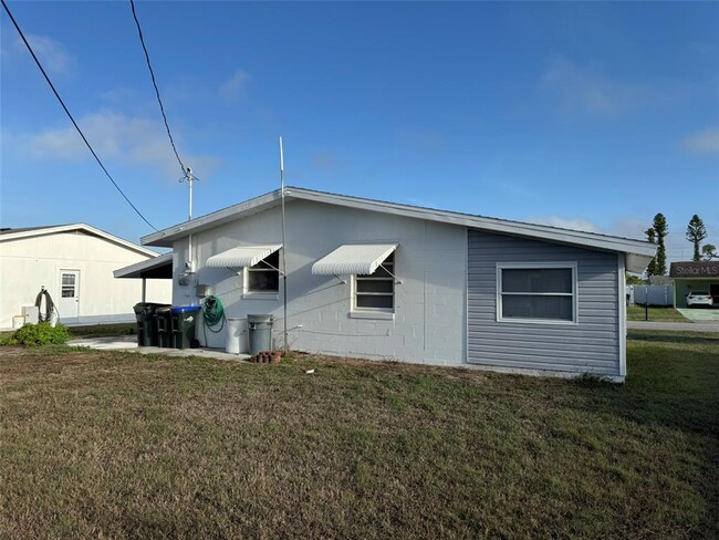 Building Photo - 8289 Cristobal Ave