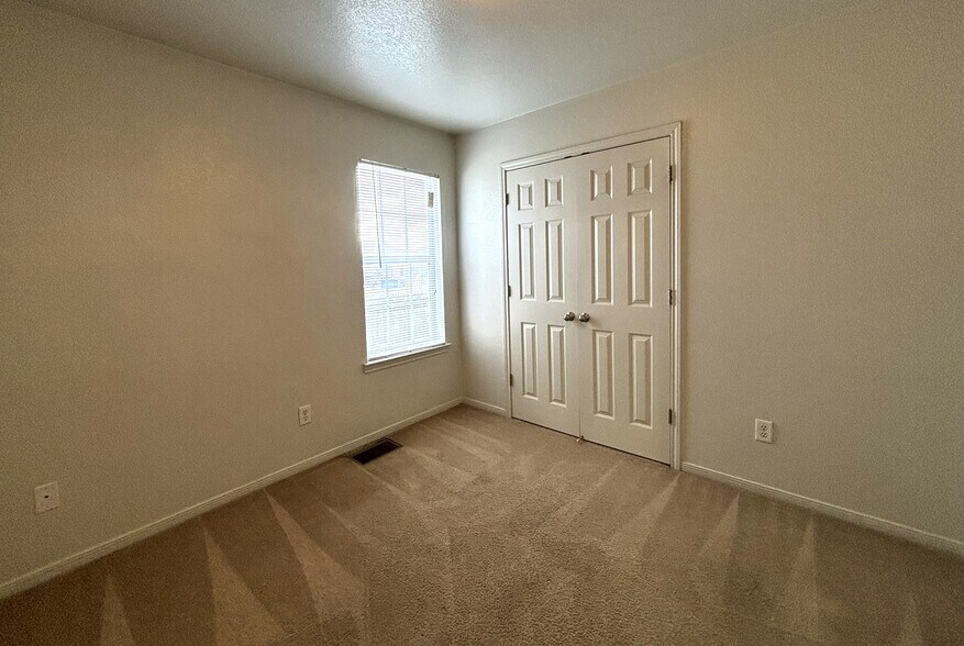 Building Photo - 4106 Shasta