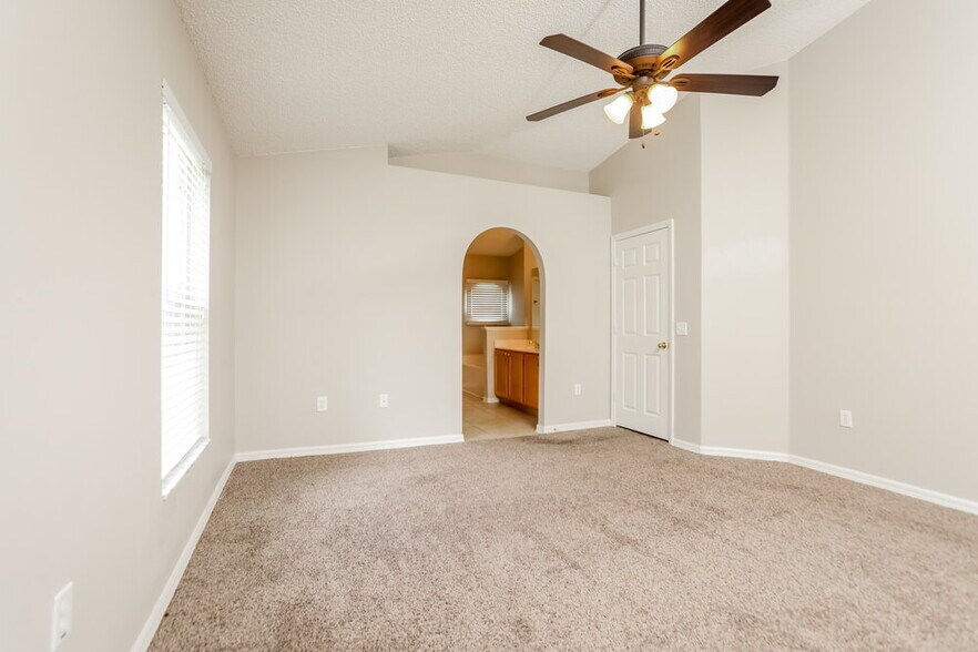 Building Photo - 1168 Welch Hill Cir
