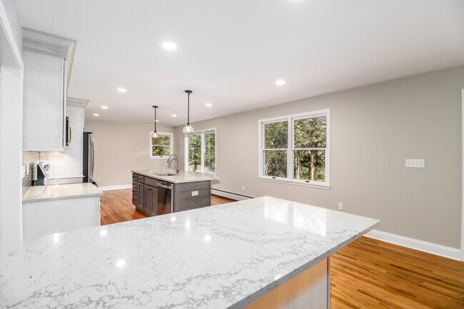 Building Photo - 85 Ironworks Hill Rd