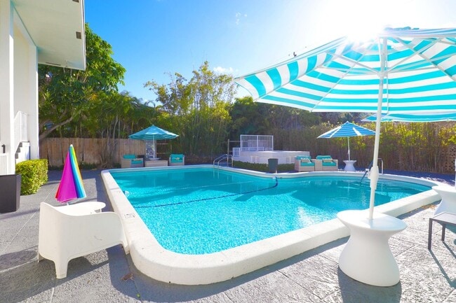 Building Photo - 501 N Ocean Blvd