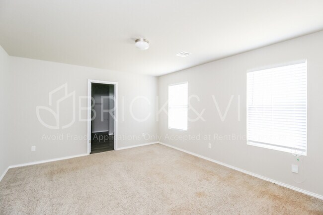 Building Photo - 11549 Ruger Rd