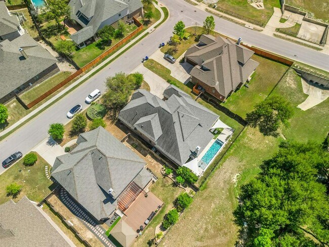 Building Photo - 5304 Via Besso Dr