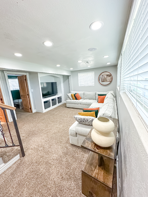 Building Photo - 980 Country Hills Dr