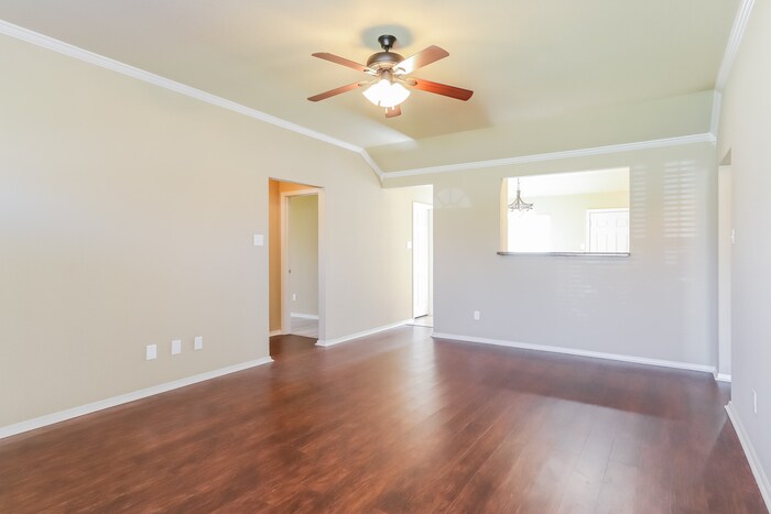 Building Photo - 14611 Parkway Meadows Dr