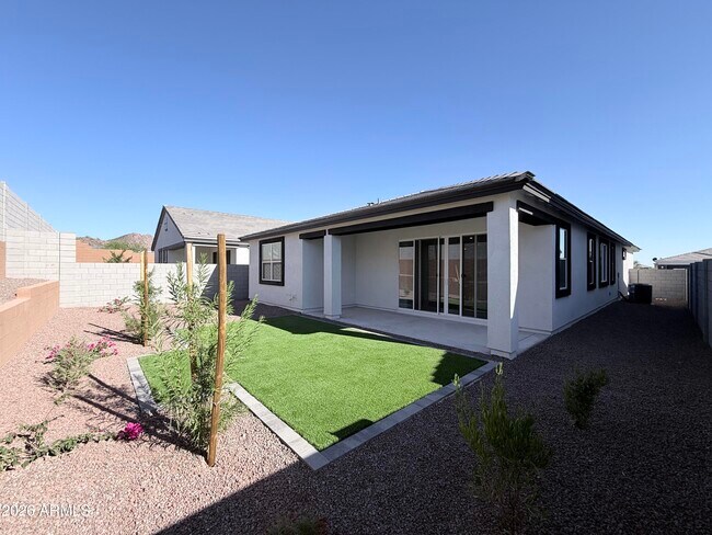 Building Photo - 6972 W Buckhorn Trail