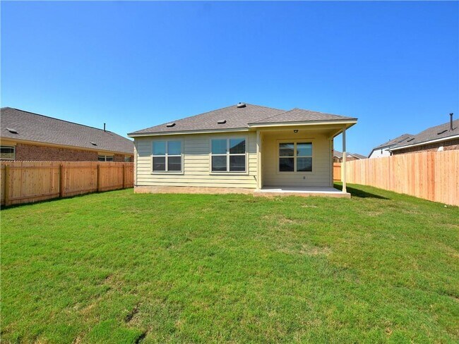 Building Photo - 21413 Wilmiller Ln