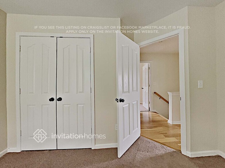 Building Photo - 8670 Brook Glen Ln