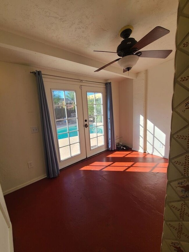 Building Photo - Charming 2 bedroom 1 bathroom