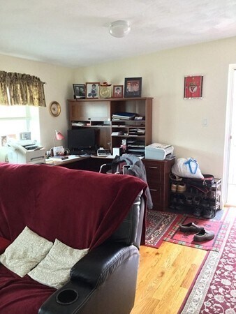 office/ bedroom 3 out 5 - 57 Dartmouth St