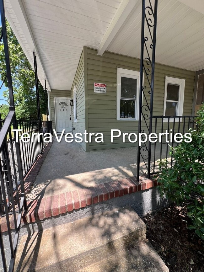 Building Photo - 4 Bed / 2 Full Bath in Millville!