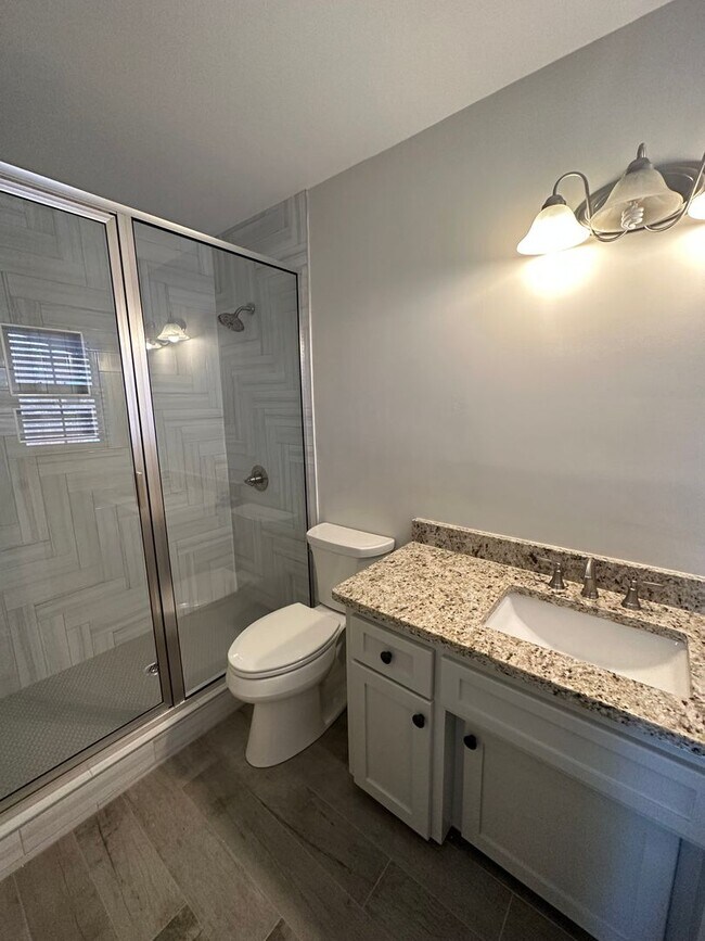Building Photo - 3906 Dalraida Pl