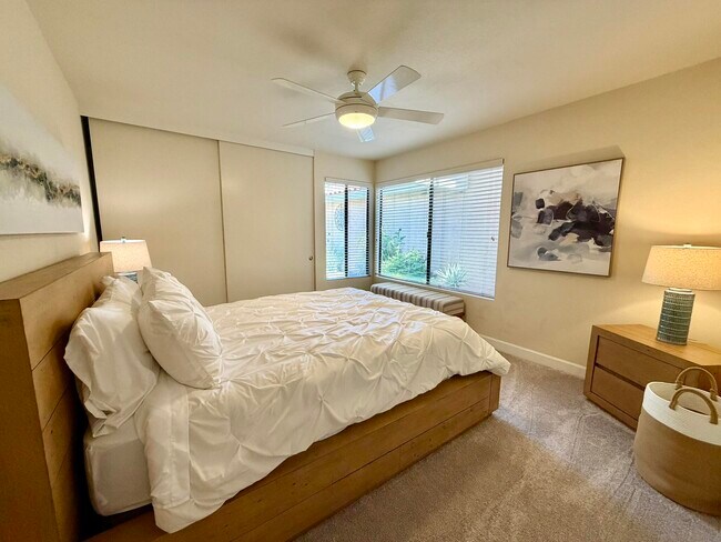 Building Photo - 240 Santa Barbara Cir
