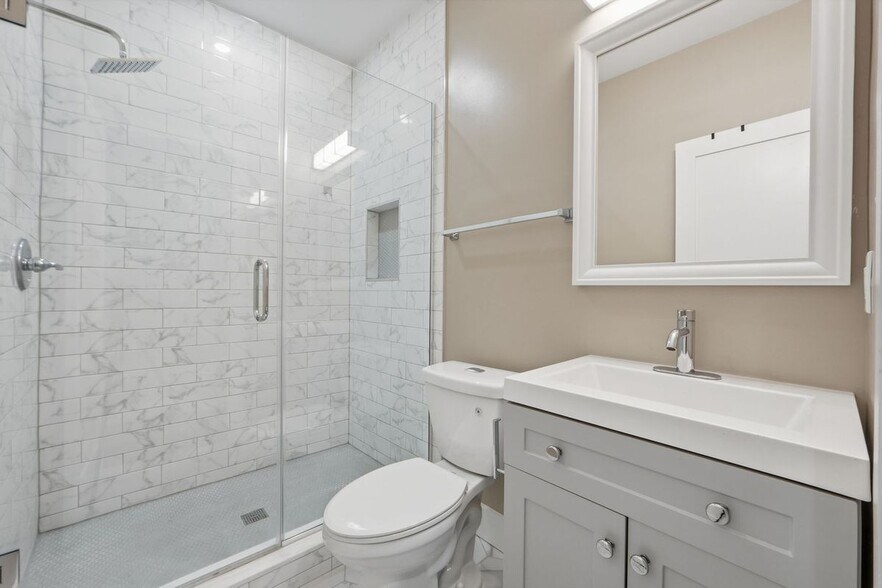 Building Photo - 3620 13th St NW