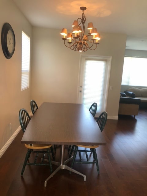 Building Photo - 2300 Sarah Ct