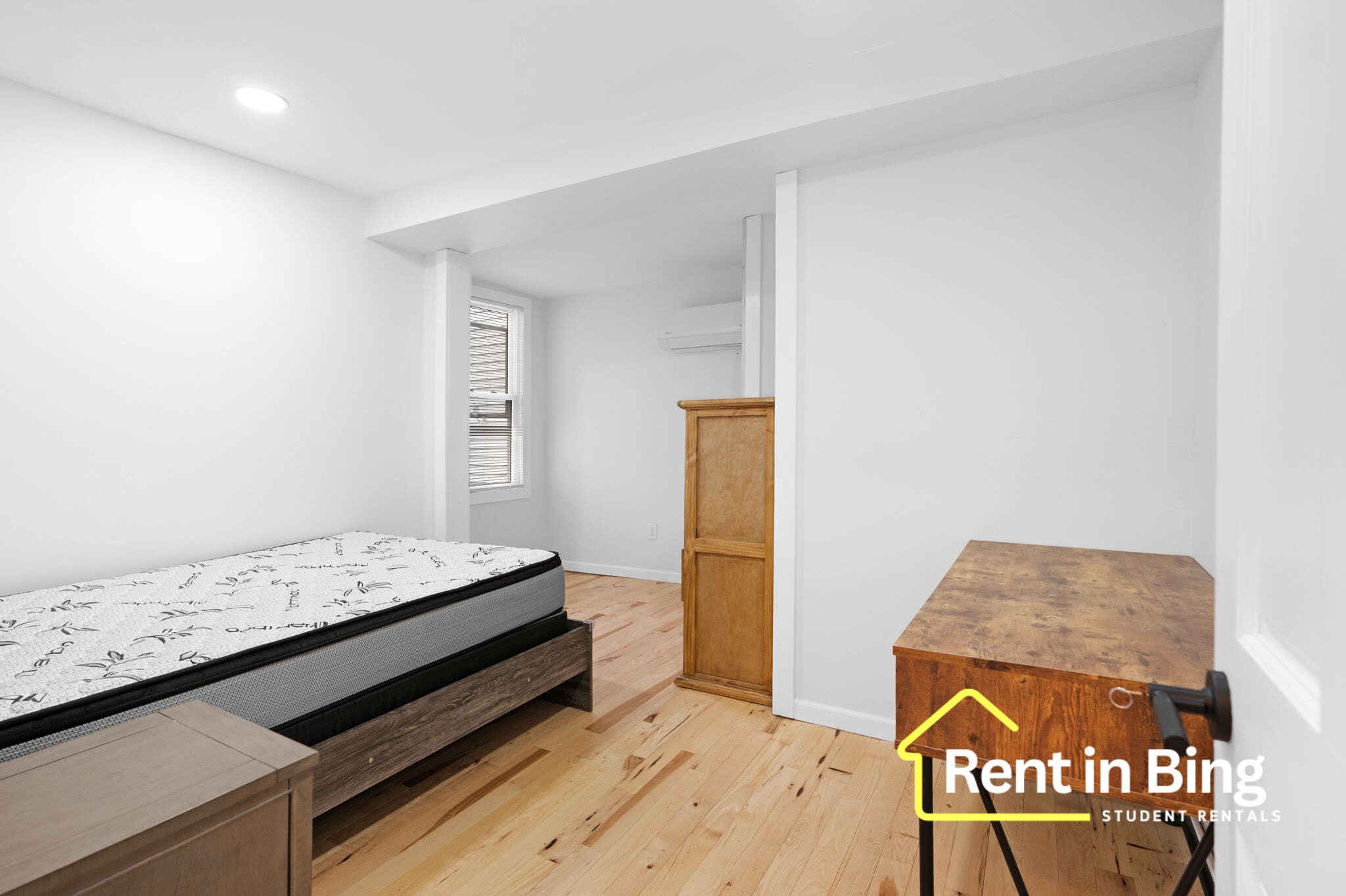 Building Photo - 38 Seminary Ave