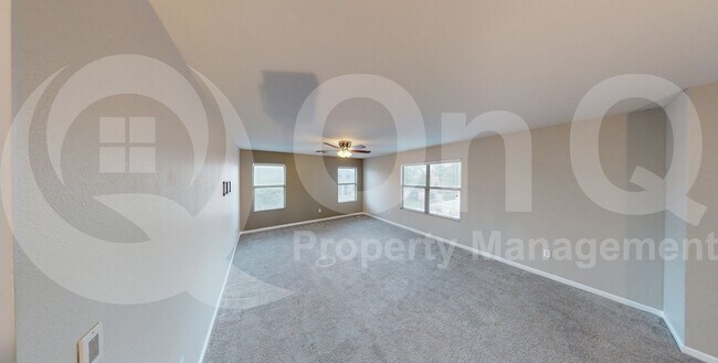 Building Photo - 4720 N 93rd Dr