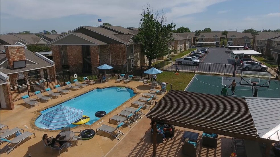 The Venue 1407 Bernard St Denton TX 76201 Apartment Finder