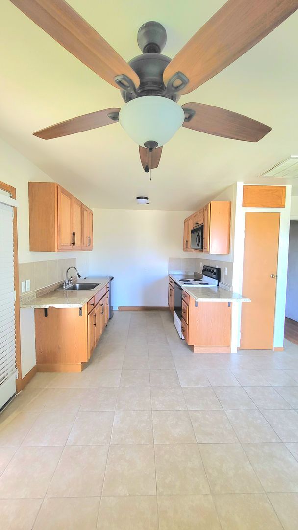 Building Photo - CALVADA VALLEY U.3 - Gamebird Rd., Unit A