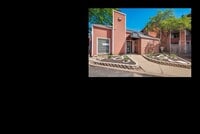 Building Photo - Villa Vista