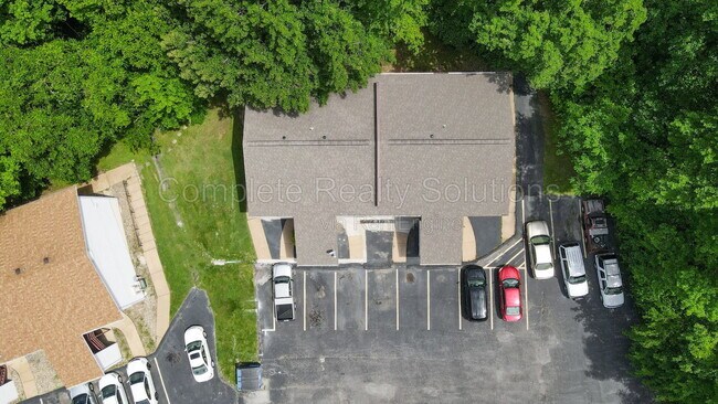 Building Photo - 790 Country Aire Ct