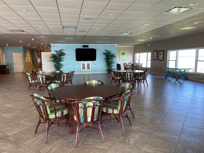 Building Photo - 9 Forbes Pl