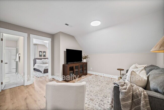 Building Photo - 15009 Fort Campbell Blvd