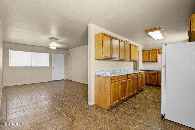 Building Photo - 4948 Aiken Ln
