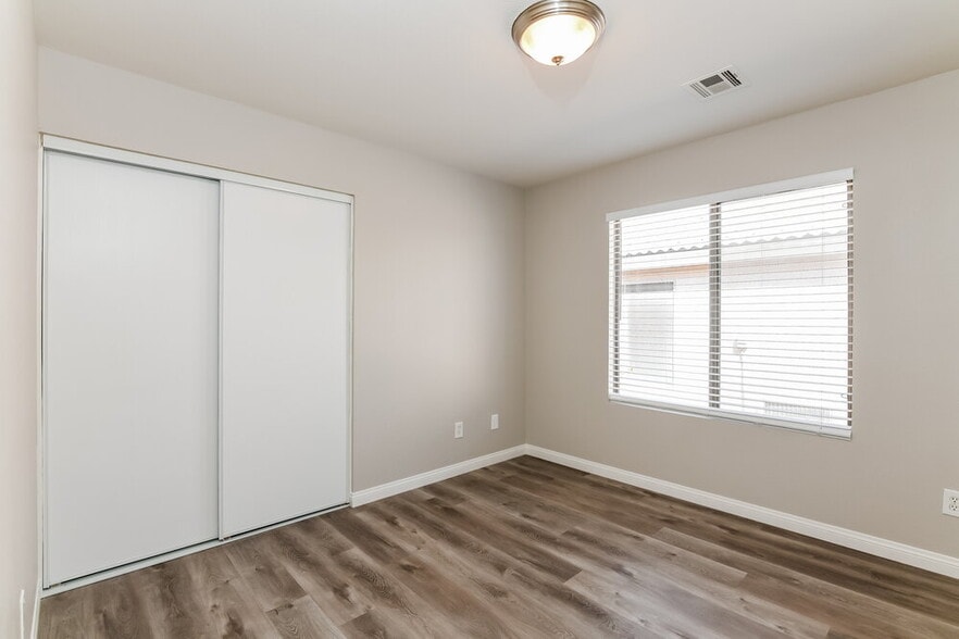 Building Photo - 6743 Bison Creek St