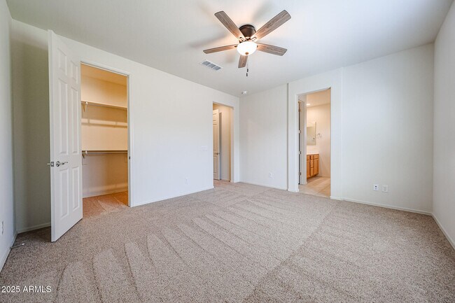 Building Photo - 7162 W Hedge Hog Pl