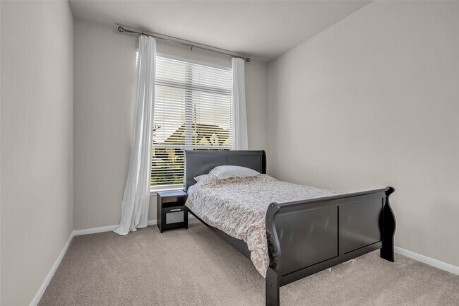 Building Photo - 32117 Magnolia River Trl