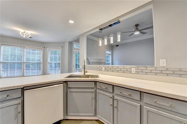 Building Photo - 938 Mulberry Fields Cove NE