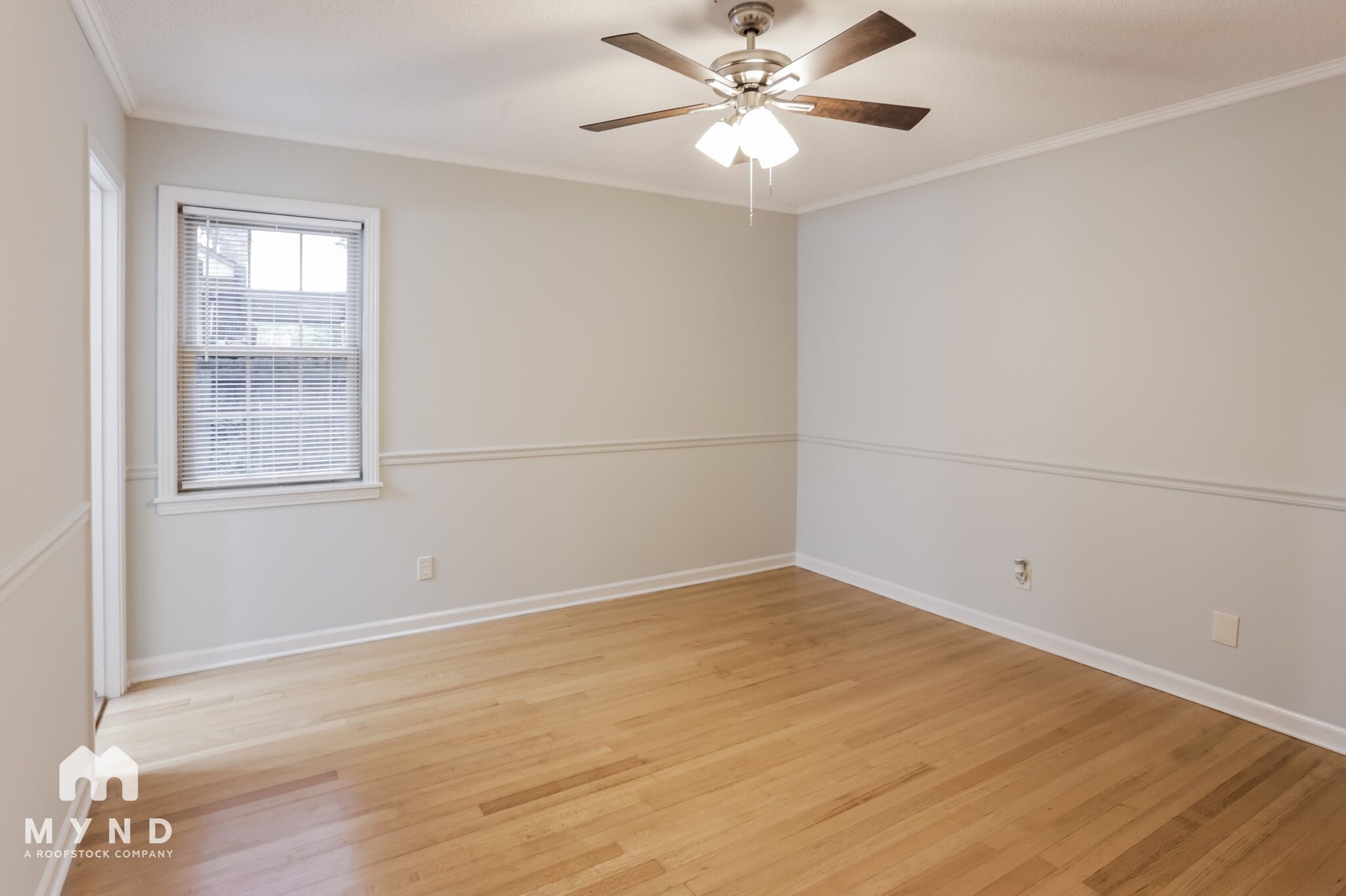 Building Photo - 1176 Cedar Cir S