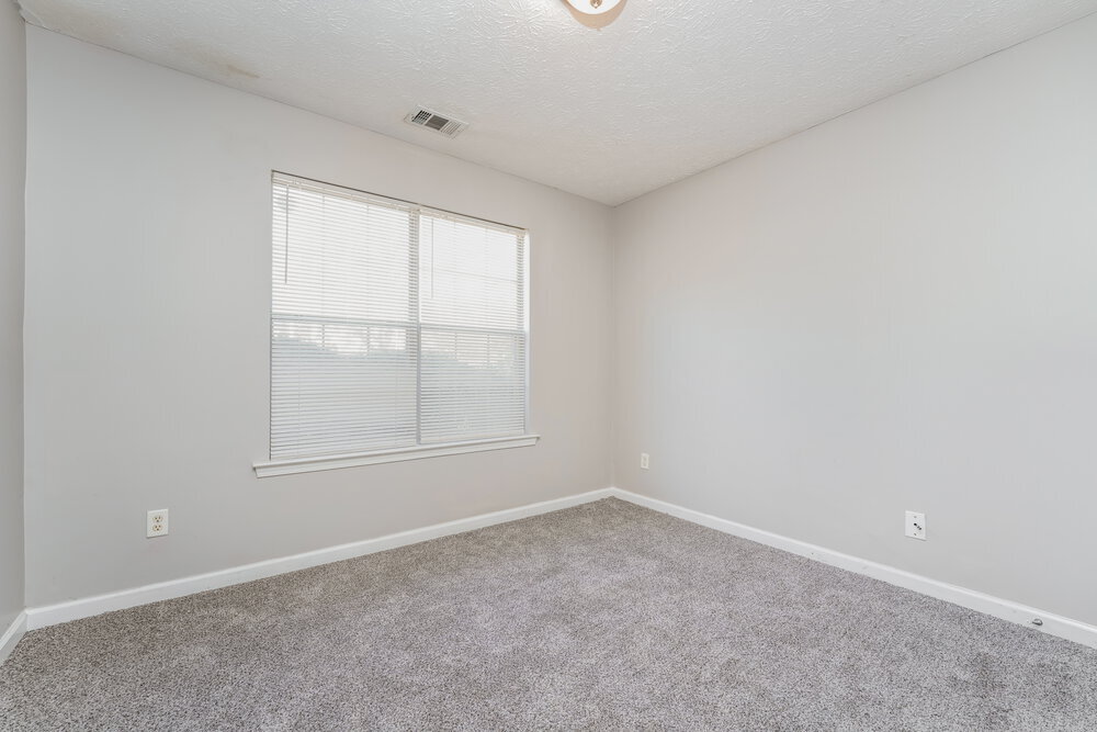 Building Photo - 10527 Crabtree Dr