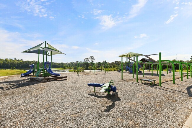 Building Photo - 1330 Lakeside Crk Rd