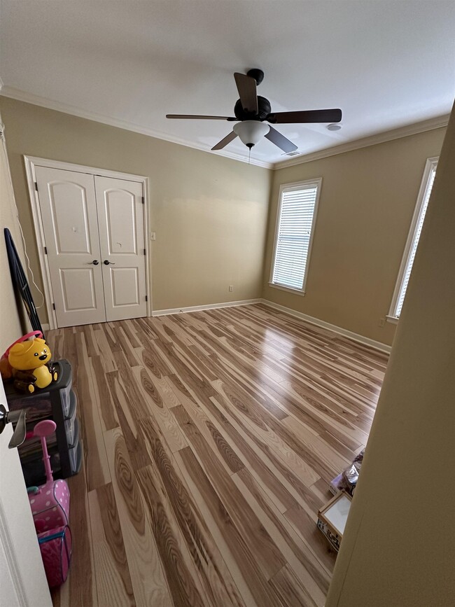 Building Photo - 9328 Owl Hill Dr
