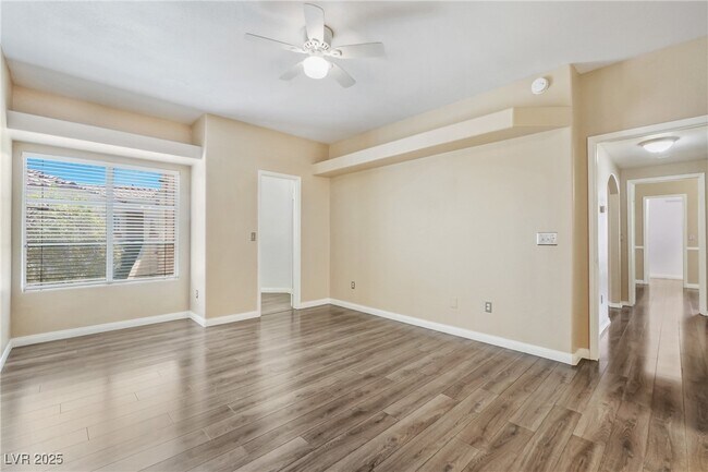 Building Photo - 525 Indian Princess Dr