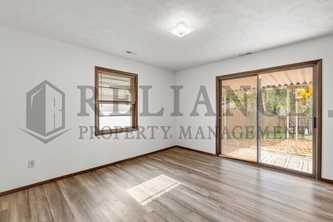 Building Photo - 4263 Cumberland St