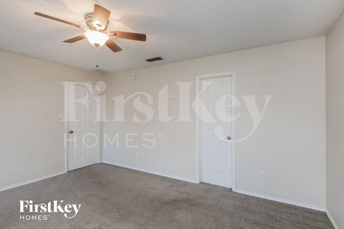 Building Photo - 6408 Stonewater Bend Trail